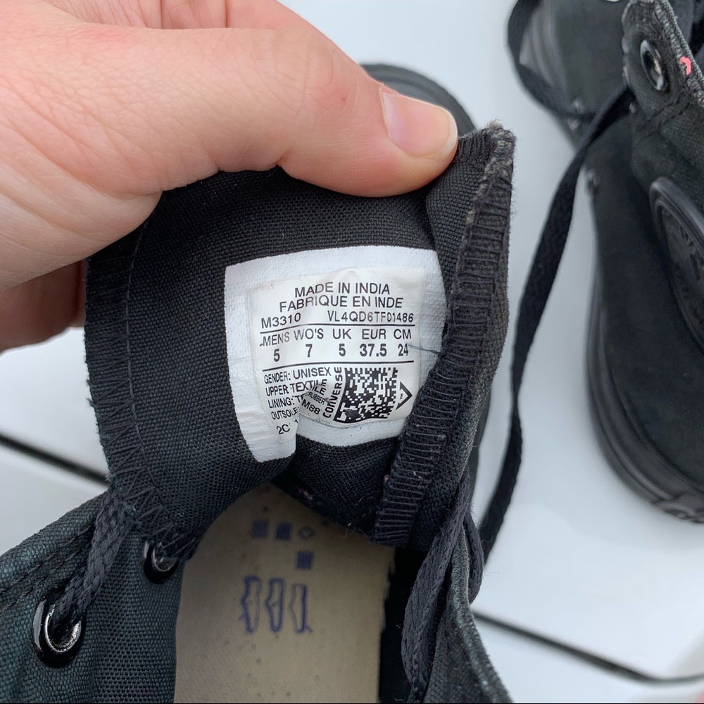 Converse - Picture 3 of 3